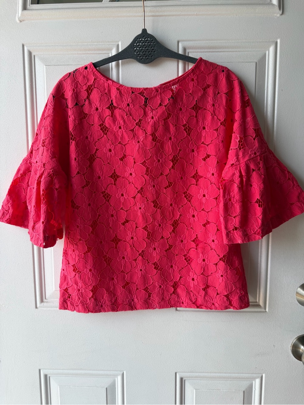 Trina Turk Hot Pink Floral Eyelet Bell Sleeve Blouse Small